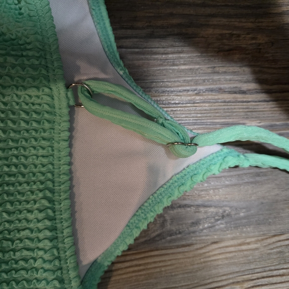 SHEIN Mint Green Bikini Top - Picture 8 of 13